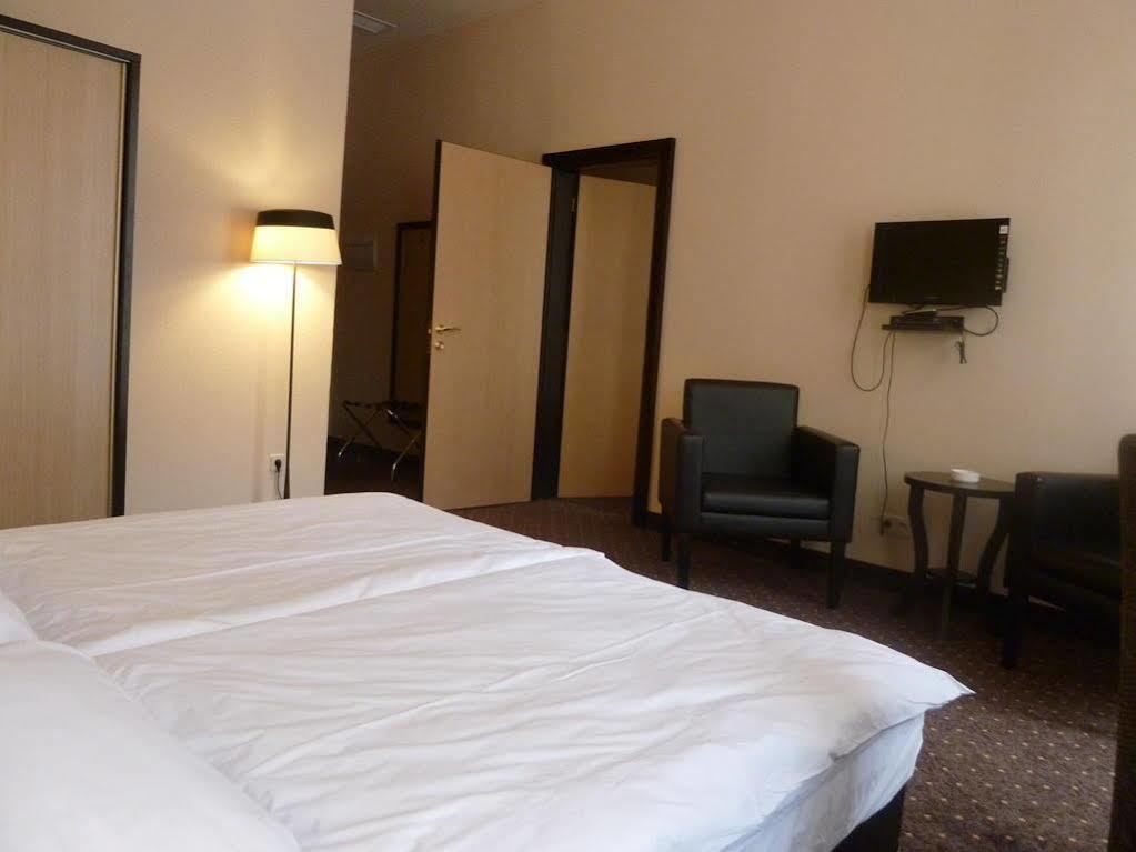 Hotel Lomsia Achaltsiche Buitenkant foto