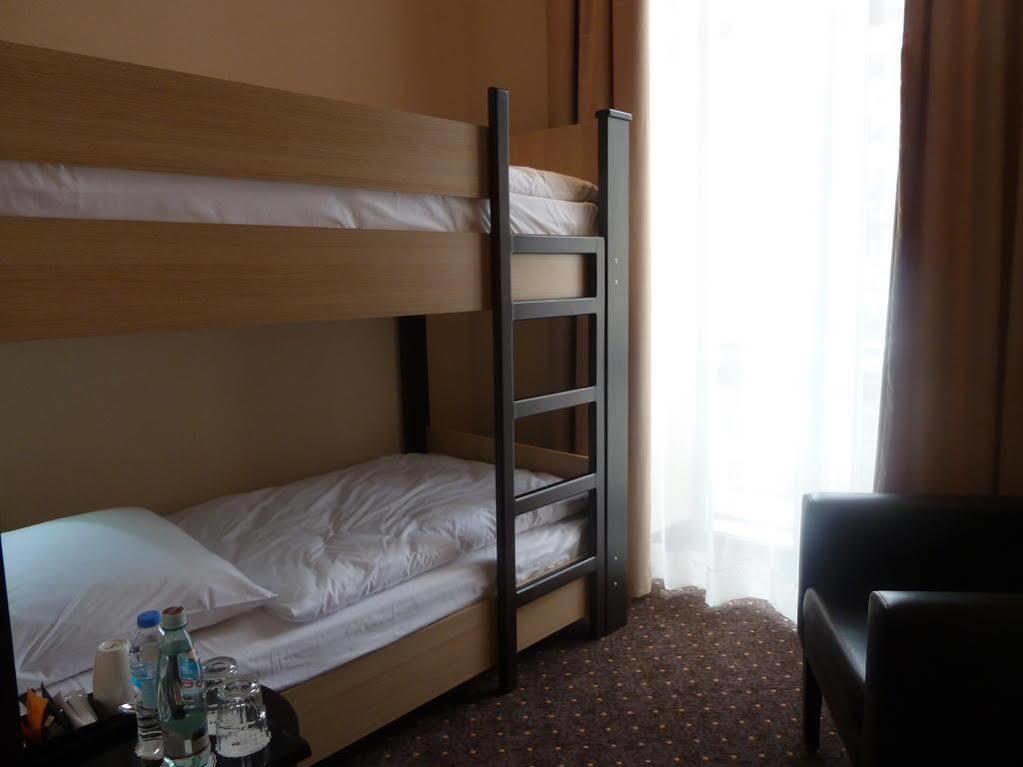 Hotel Lomsia Achaltsiche Buitenkant foto