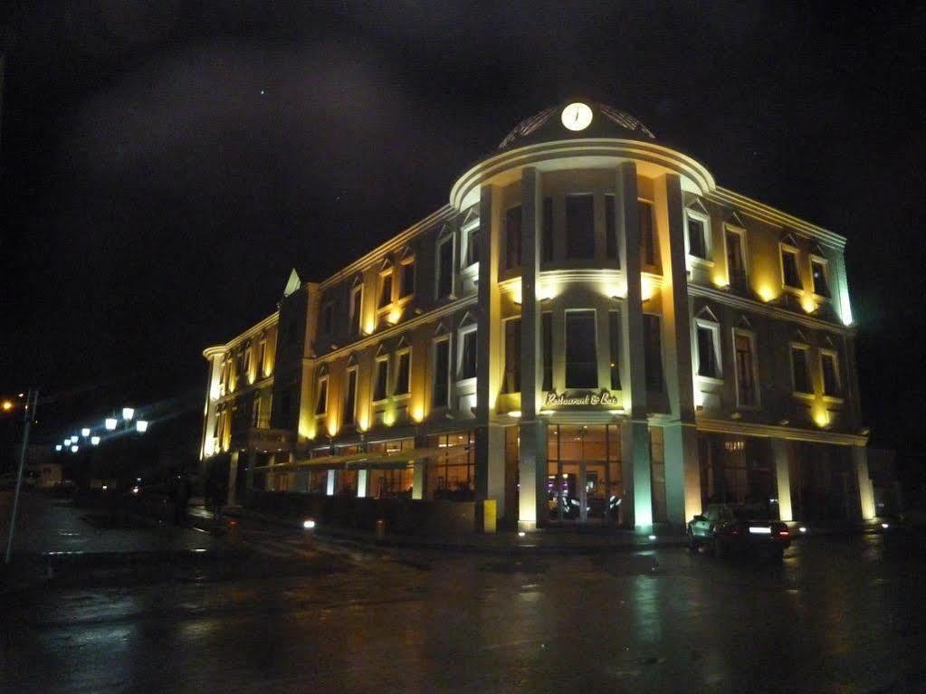 Hotel Lomsia Achaltsiche Buitenkant foto