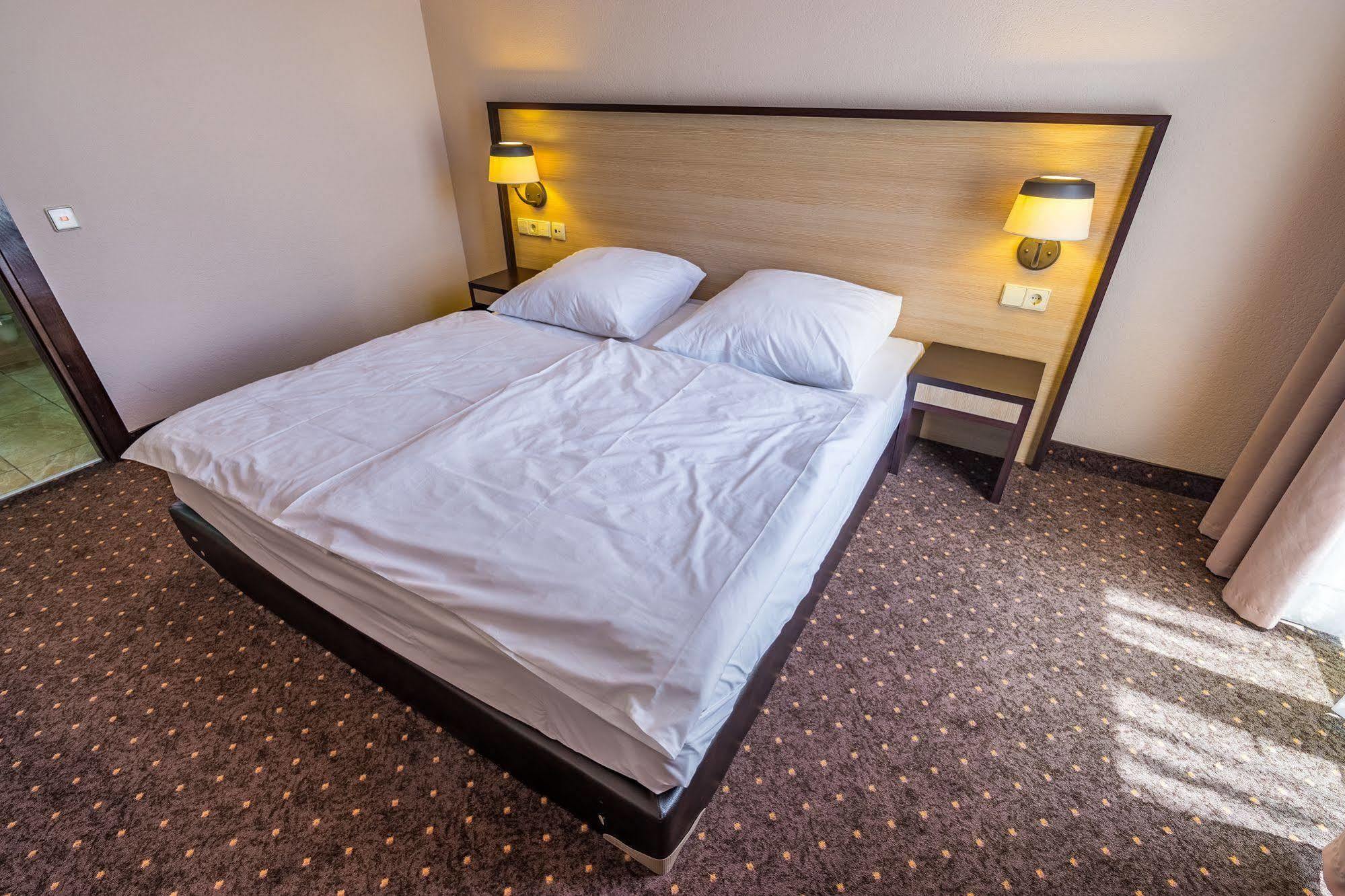 Hotel Lomsia Achaltsiche Buitenkant foto